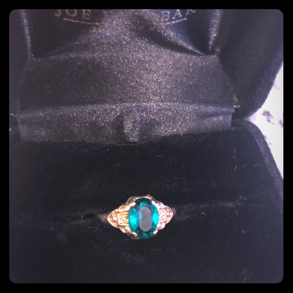 Emerald and 10k gold antique vintage REAL!